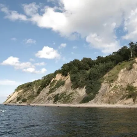 Comfortable Homes By The Lake, Sauna Holiday home *