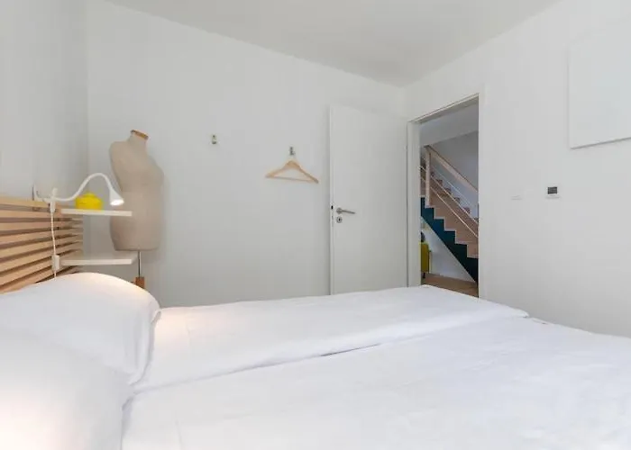 By Wise Ka With Sauna